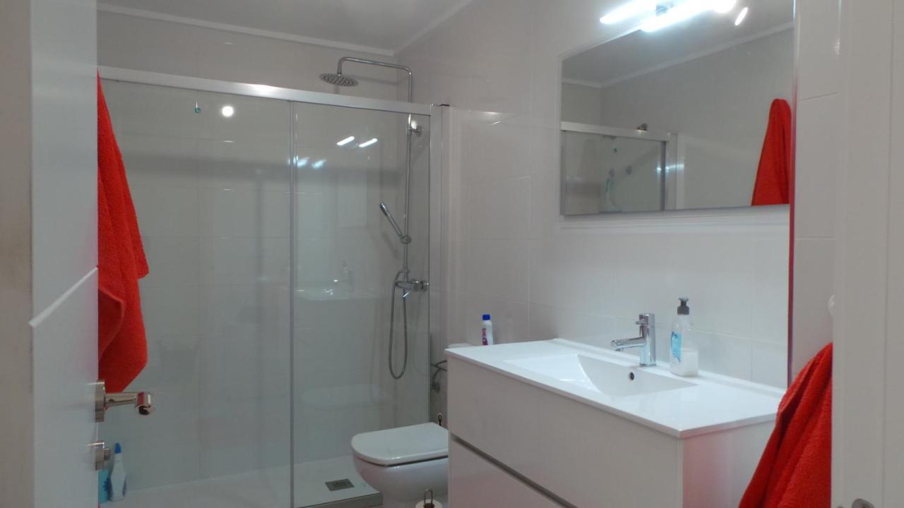 Immaculate And Modern 1 Bedroomed Apartment Денія Екстер'єр фото