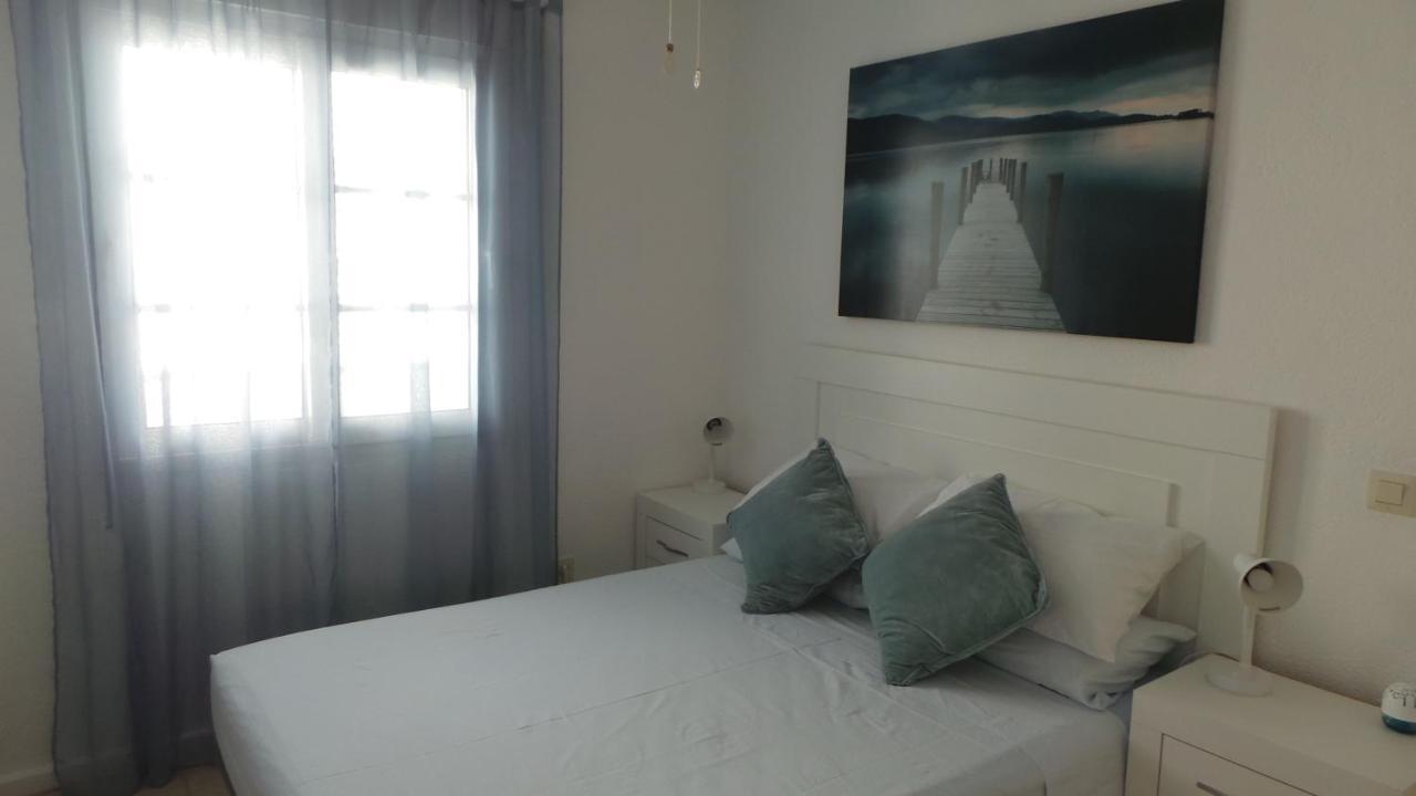 Immaculate And Modern 1 Bedroomed Apartment Денія Екстер'єр фото